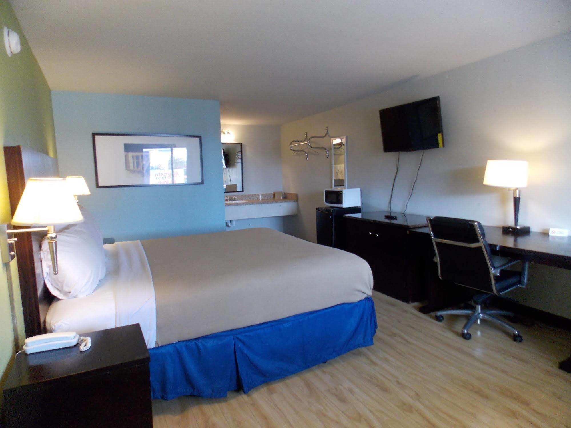 Augusta Best Inn 외부 사진